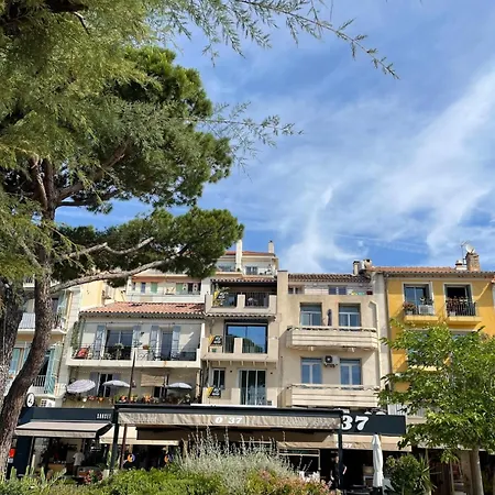 Duplex Sur Le Port, 17m2 De Terrasse, Clim,parking * Bandol