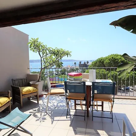 Duplex De 95 M2 Sur Le Port, 17m2 De Terrasse,parking *